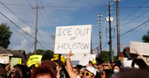 Mexiku dosla trpezlivost so zabijanm svojich migrantov v usa Prezidentka chce zalovat ice