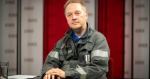 Riaditel Slovnaftu Senkovic Utoky politikov musia prestat poskoduju nas uz aj ekonomicky
