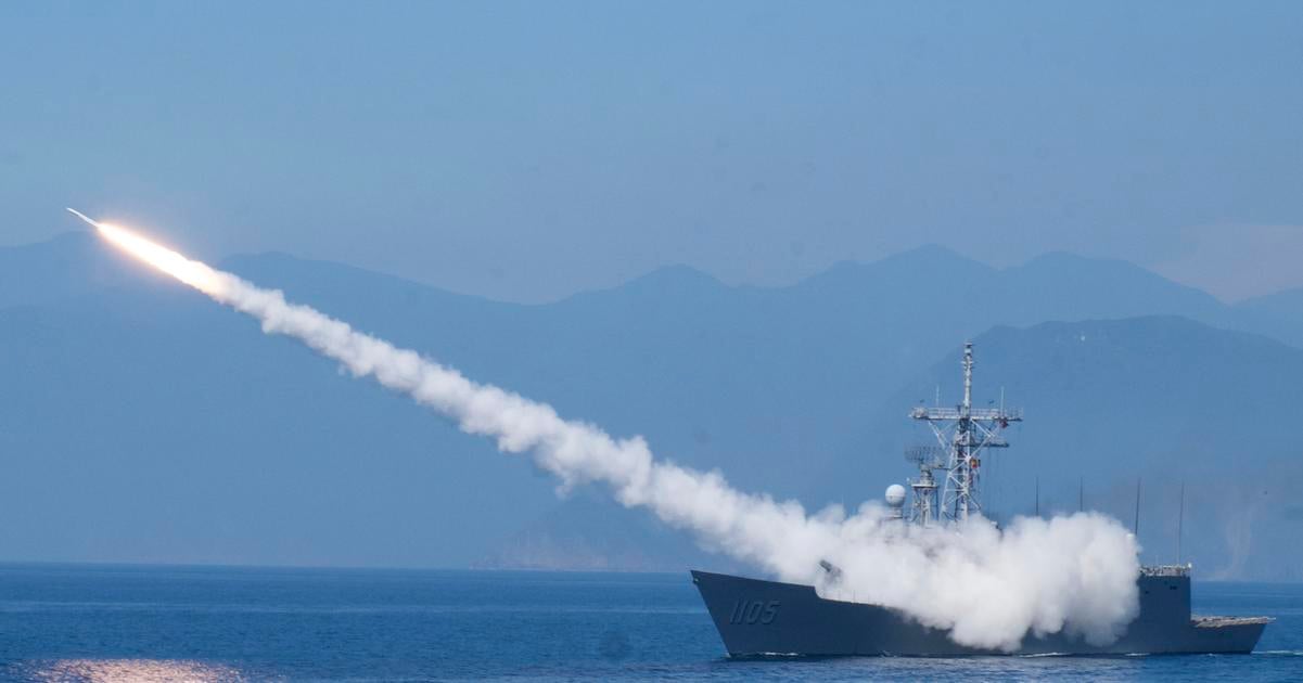 Taiwanská pobrežná stráž monitoruje čínske lode pri pobreží ostrova. 2 Taiwanska pobrezna straz monitoruje cinske lode pri pobrezi ostrova