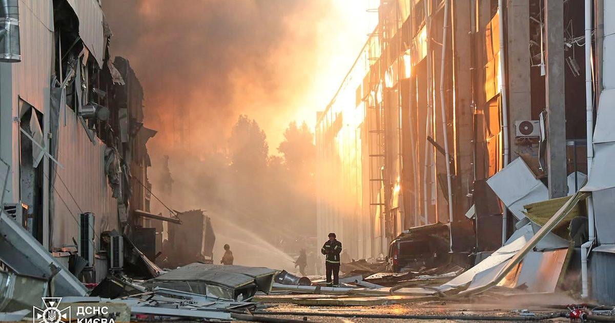 Ukrajina Rusko Online: Rusi zasiahli v Kyjeve továreň na výrobu munície a nepriestrelných viest, raketa ju úplne zničila 2 Ukrajina Rusko Online Rusi zasiahli v Kyjeve tovaren na vyrobu municie a nepriestrelnych viest raketa ju uplne znicila