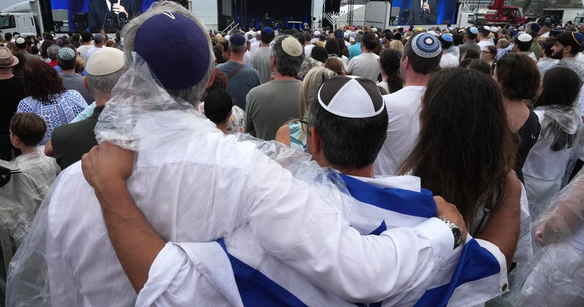 Vlani bolo zaznamenaných najviac smrteľných antisemitských útokov za posledných viac ako 30 rokov. 2 Vlani bolo zaznamenanych najviac smrtelnych antisemitskych utokov za poslednych viac ako 30 rokov