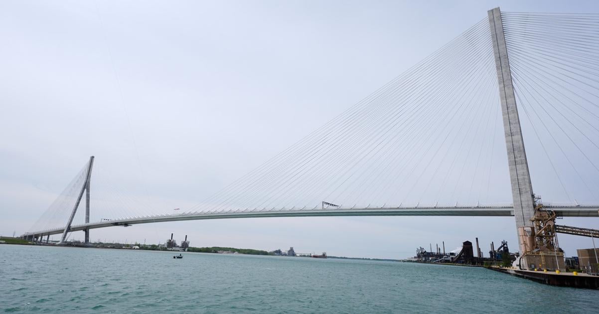 Vrcholia prípravy na otvorenie ďalšieho mosta medzi USA a Kanadou 2 Vrcholia pripravy na otvorenie dalsieho mosta medzi USA a Kanadou