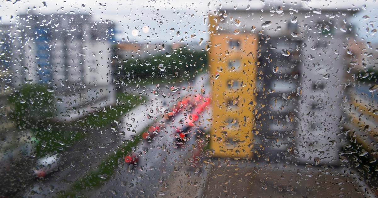 Východné Slovensko môžu postihnúť búrky aj vysoké teploty, varujú meteorológovia. 2 Vychodne Slovensko mozu postihnut burky aj vysoke teploty varuju meteorologovia