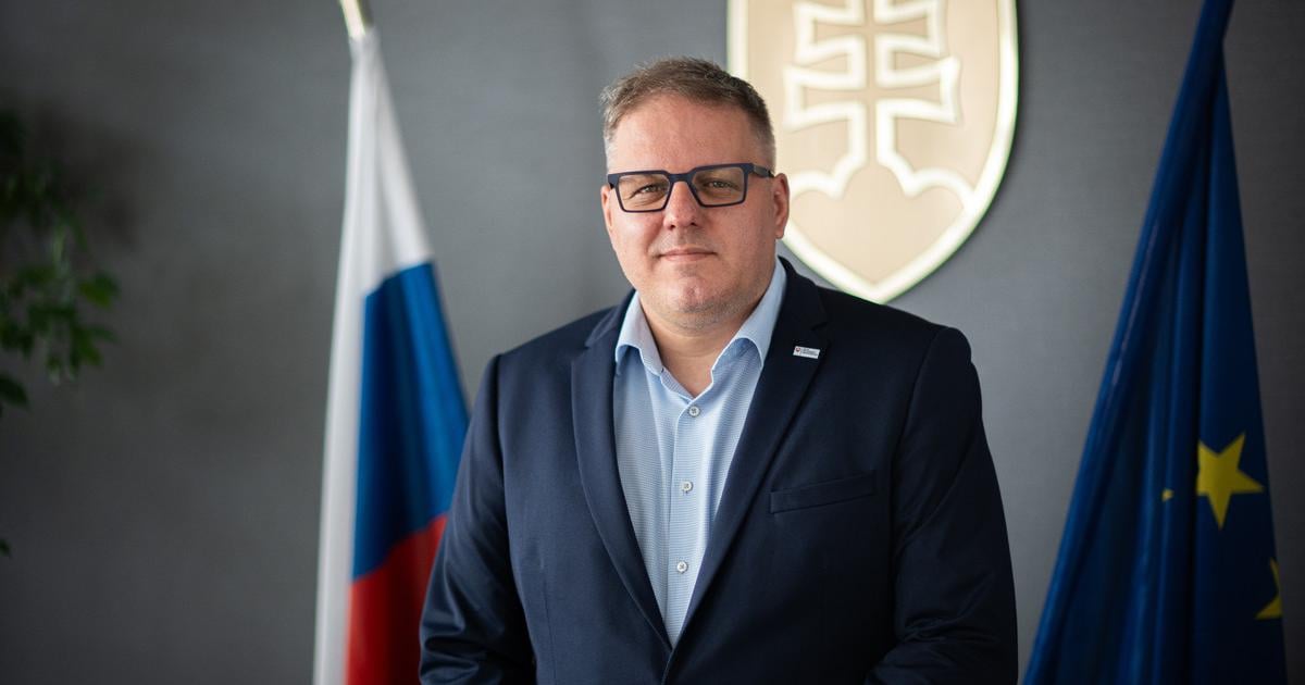Že ma chce Ráž žalovať? Osobné útoky nie sú bežné, Ficov argument o šetrení je nezmysel (rozhovor) 2 ze ma chce raz zalovat osobne utoky nie su bezne ficov argument o setreni je nezmysel rozhovor