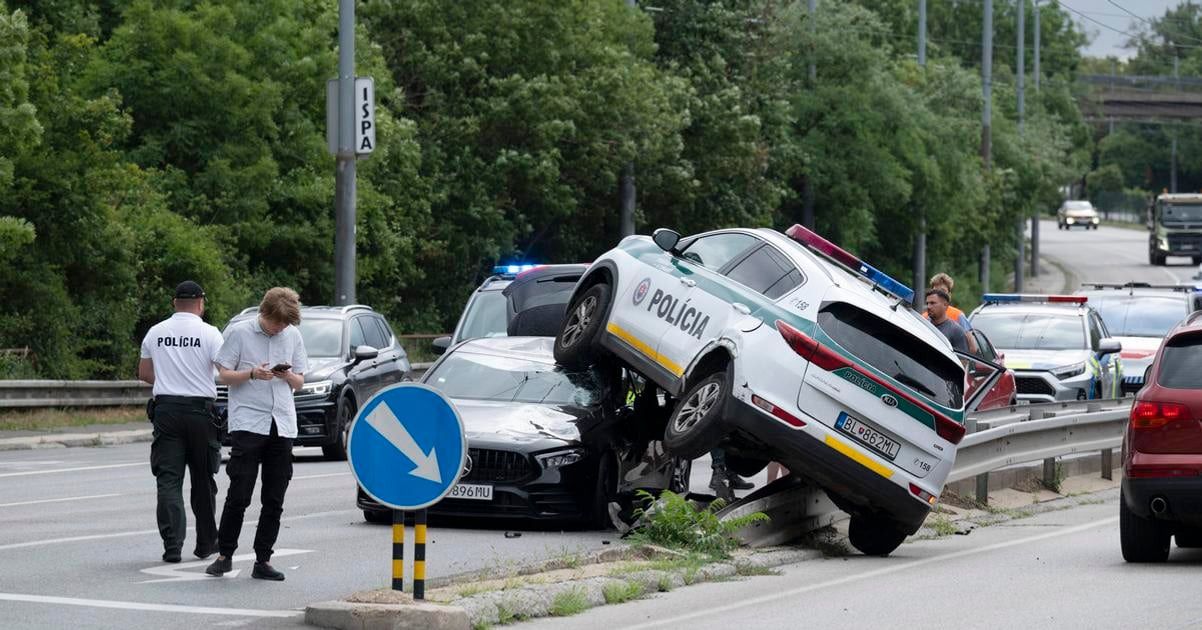 Policia zaznamenala na Slovensku pocas uplynuleho tyzdna 266 dopravnych nehod