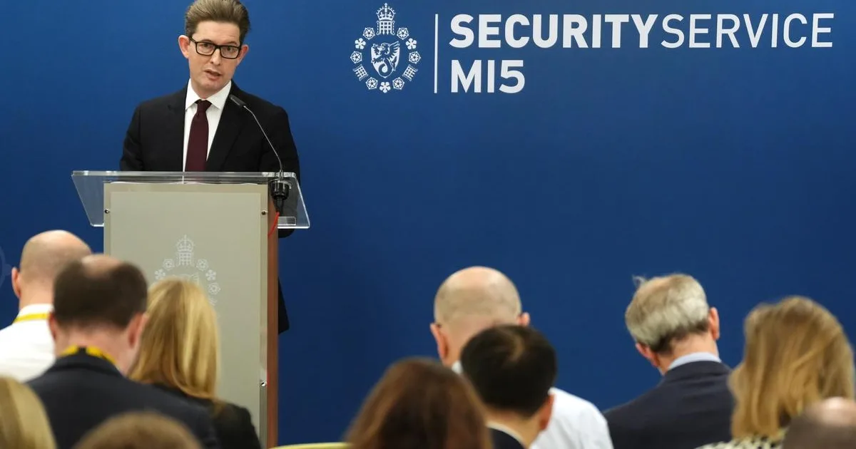 Britská kontrarozviedka MI5 varovala vedcov pred hrozbami 2 Britská kontrarozviedka MI5 varovala vedcov pred hrozbami