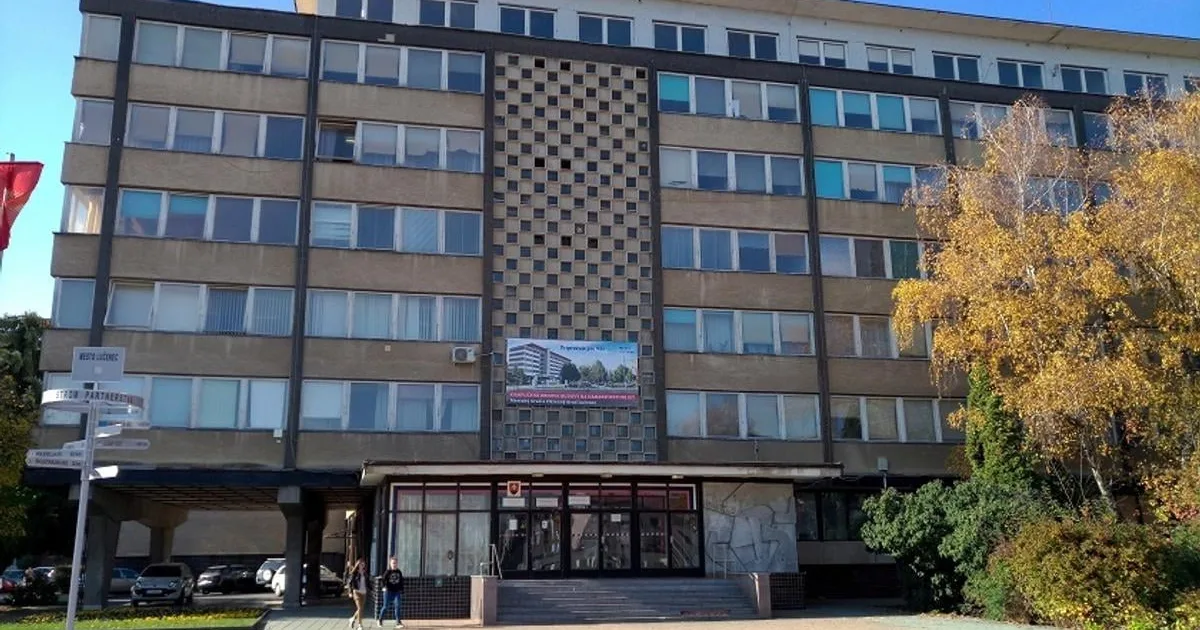 Čo bude so sídlom Okresného úradu v Lučenci? Rokujú o alternatívach