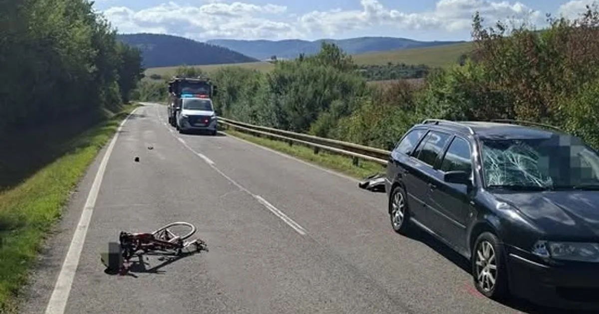 Cyklista neprežil zrážku s autom, cesta v okrese Bardejov je uzavretá