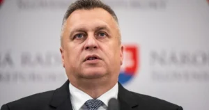 Danko: Koaličnú zmluvu hrubo porušil náš partner, nie SNS