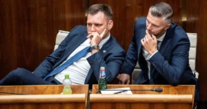 Danko odmieta tvrdenia, že SNS porušila zákon