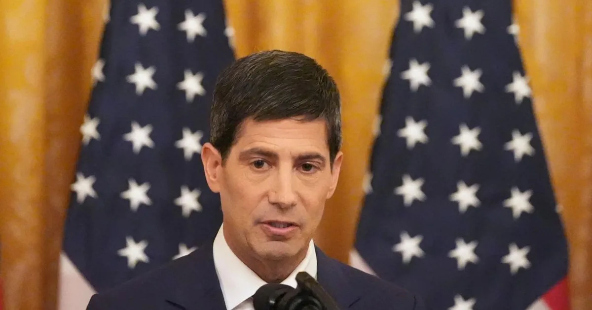 Fed po prvý raz od roku 2023 sprísnil menovú politiku