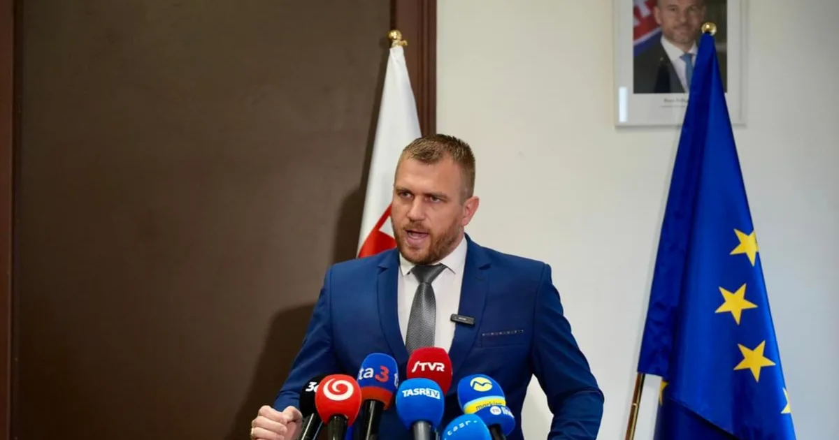 Kuffa podal trestné oznámenie na neznámeho páchateľa