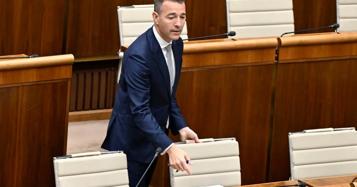 Minister Drucker sa predstavil poslancom v parlamente 2 Minister Drucker sa predstavil poslancom v parlamente