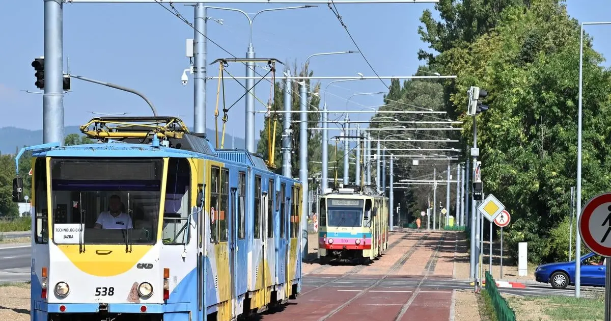 Modernizovaná trať na Jazere má kolaudáciu, električky začnú jazdiť od októbra