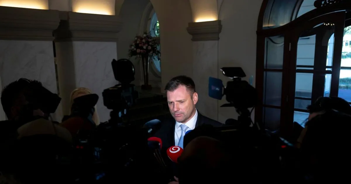 Nemôže spadnúť z Marsu škandál, ktorý by mal čo i len teoretickú 4 Nemôže spadnúť z Marsu škandál, ktorý by mal čo i len teoretickú