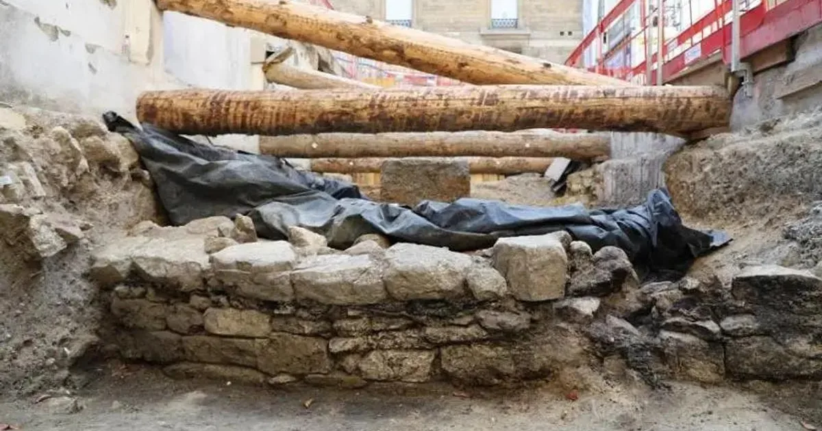 Pod hotelom objavili múr, ktorý môže vysvetliť vznik Paríža