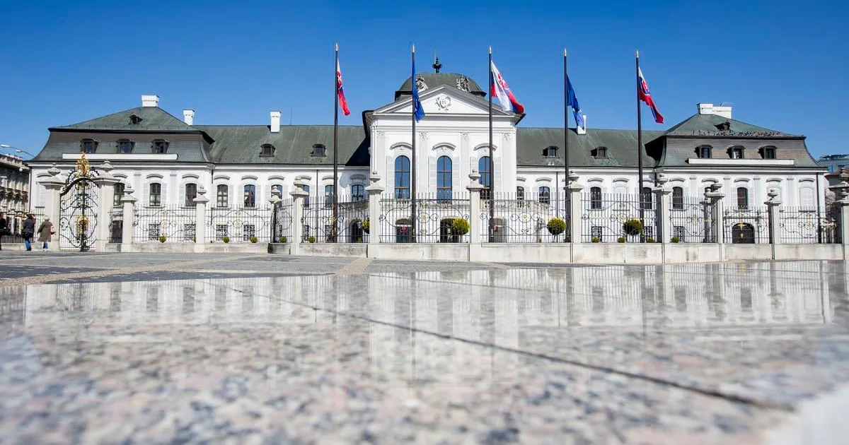 Práce v areáli Grasalkovičovho paláca napredujú podľa plánu 4 Práce v areáli Grasalkovičovho paláca napredujú podľa plánu