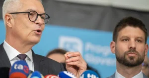 PS rokovalo s diplomatmi, Ficova zahraničná politika je podľa hnutia škodlivá