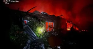 Ruský raketový a dronový útok na Kyjevskú oblasť zabil dieťa a ďalších ľudí zranil