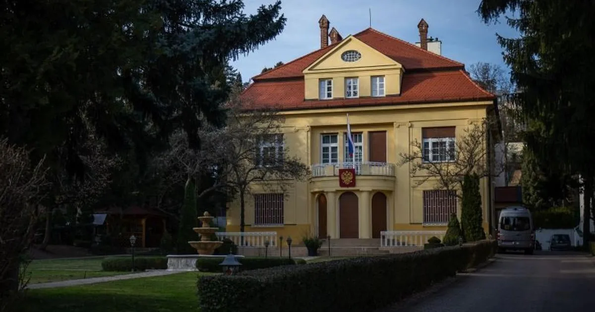 Sabotáže mali pripravovať zo Slovenska, agentov chránia ambasády