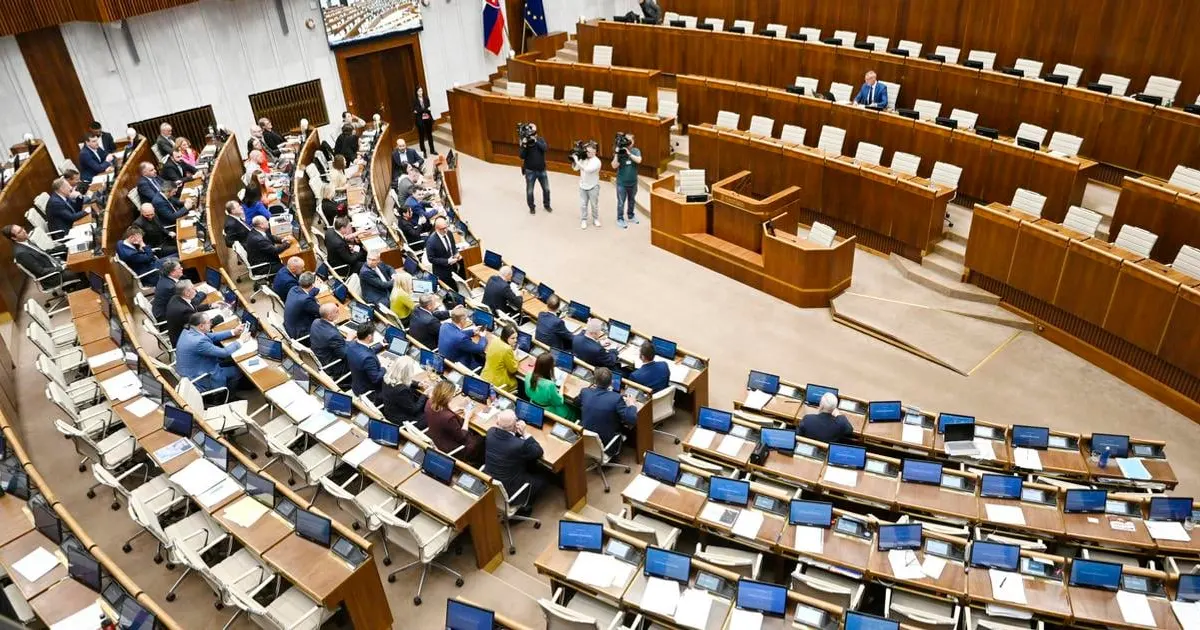 Slovensko zaostáva v preberaní európskych smerníc do zákonov
