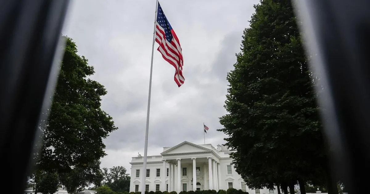Trump zvažuje bazén namiesto tlačovej miestnosti Bieleho domu 3 Trump zvažuje bazén namiesto tlačovej miestnosti Bieleho domu
