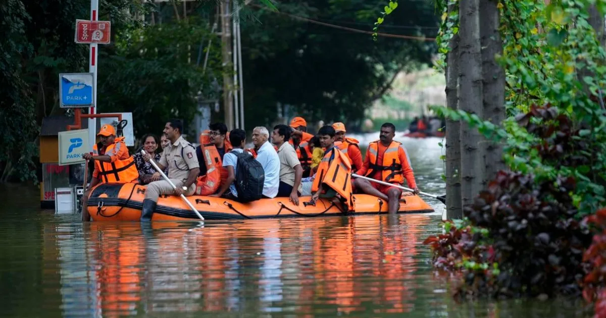 V indickom štáte Uttarpradéš zahynulo pri silných dažďoch 56 ľudí