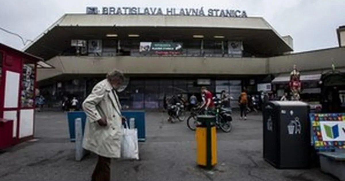 Vo vlaku kadečo striedavo nefungovalo, cestujúci boli bez informácií 2 Vo vlaku kadečo striedavo nefungovalo, cestujúci boli bez informácií