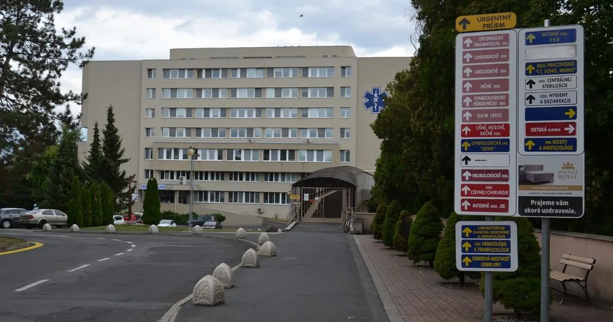 Agel prevzal lučeneckú nemocnicu. Aké má plány a obmedzenia?