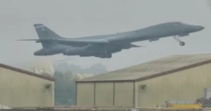 Američania stiahli bombardéry z britskej základne, môže to skomplikovať zásahy proti Iránu