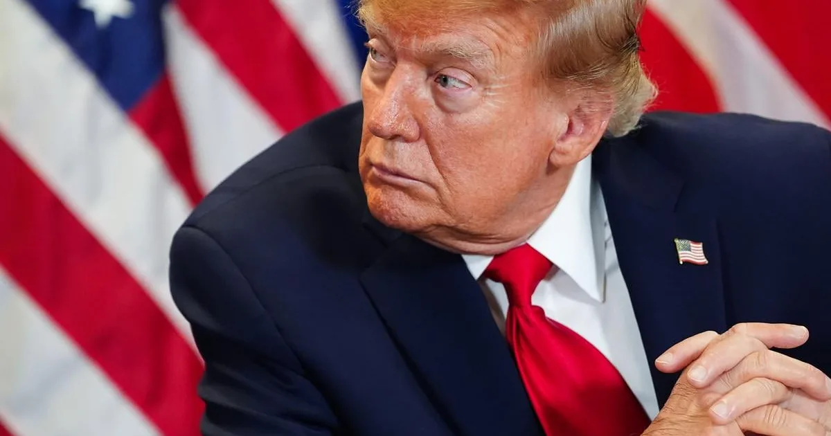Americký prezident Donald Trump v stredu pohrozil novými clami