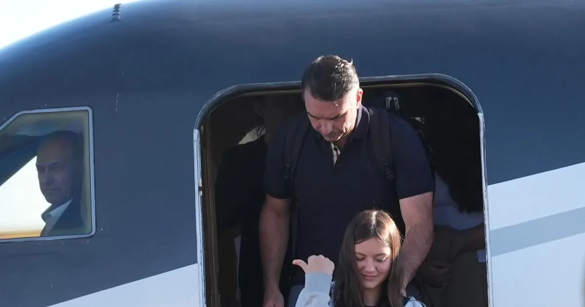 Bolsonaro pristál s rodinou na letisku v USA, upozornili novinári AFP 2 Bolsonaro pristál s rodinou na letisku v USA, upozornili novinári AFP