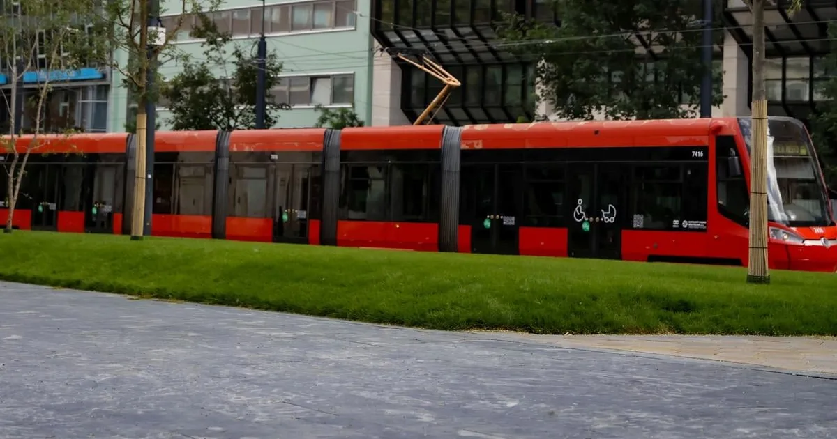 Bratislavský dopravný podnik zrušil spoj, cestujúci sú nahnevaní 4 Bratislavský dopravný podnik zrušil spoj, cestujúci sú nahnevaní