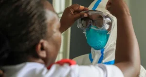 Ebola: aktualizovaný počet potvrdených prípadov ochorenia
