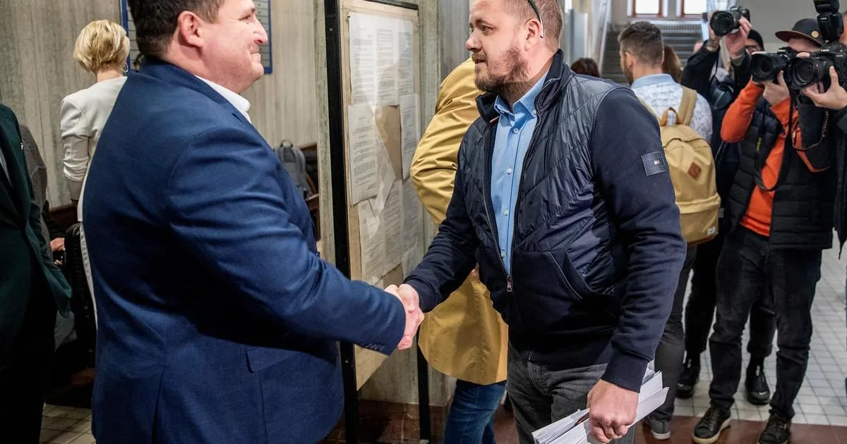 Ficova epopej o prenasledovaní a perzekúcii 2 Ficova epopej o prenasledovaní a perzekúcii