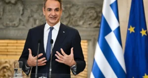 Grécky premiér Kyriakos Mitsotakis ostro odsúdil útok