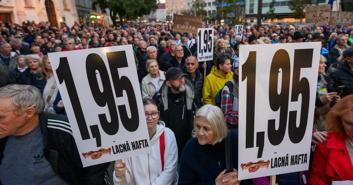 Keď Šimečka nedokáže odmietnuť Matoviča, snaží sa ho zmierniť