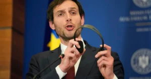 Klimatická kríza núti investorov prehodnotiť stratégie