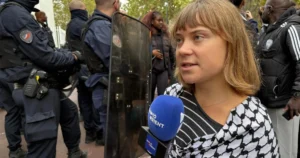 Ku francúzskym protestujúcim študentom sa pridala aj Greta Thunbergová