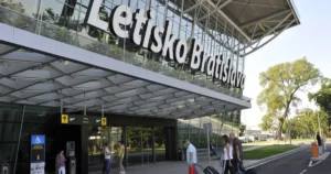 Letisko Bratislava bude mať nové odbavovacie priestory pre cestujúcich