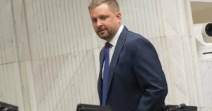 Minister zdravotníctva Šaško pred poslancami