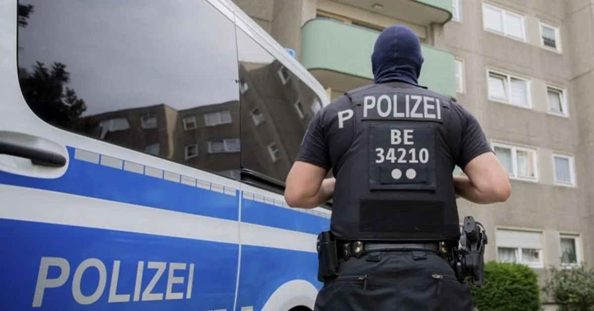 Nemecká polícia zadržala troch mužov podozrivých z plánovania útoku 2 Nemecká polícia zadržala troch mužov podozrivých z plánovania útoku