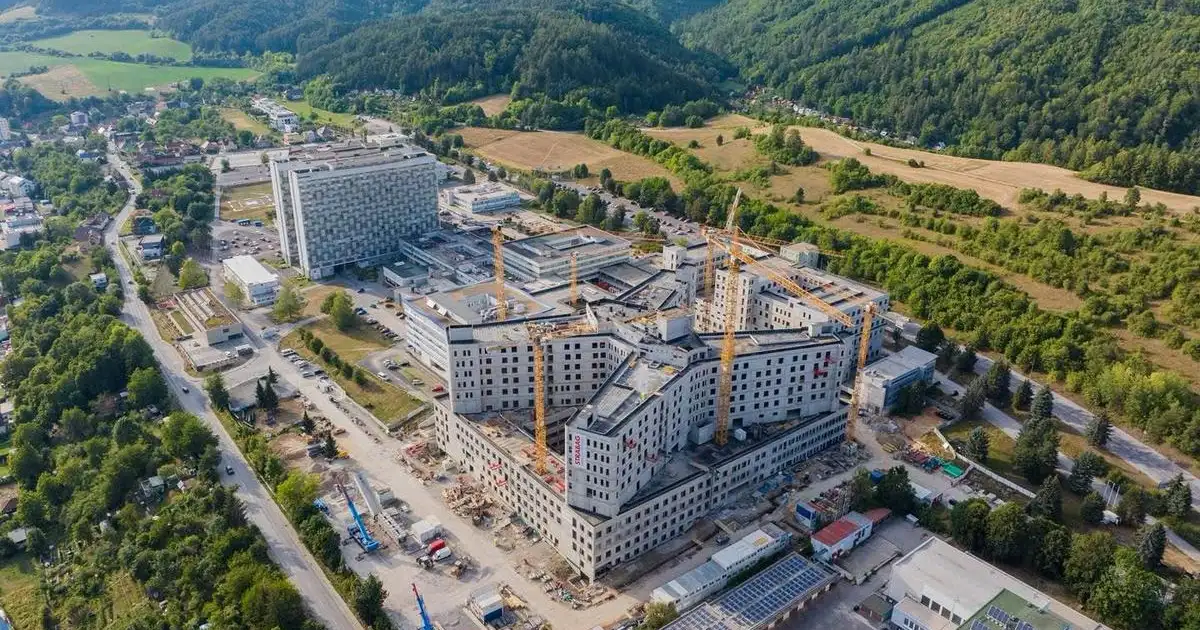 Nové nemocnice konečne rastú, no ich cena bude privysoká 3 Nové nemocnice konečne rastú, no ich cena bude privysoká