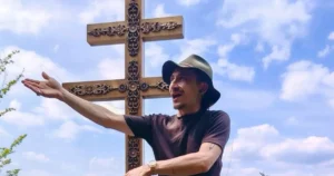Nový turistický chodník v divočine spája skalné vyhliadky aj ferraty