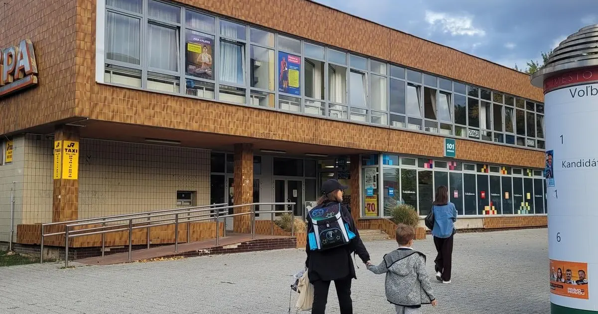 Obchody na prízemí nahradí kultúra. Výpoveď dostali posledné dve prevádzky