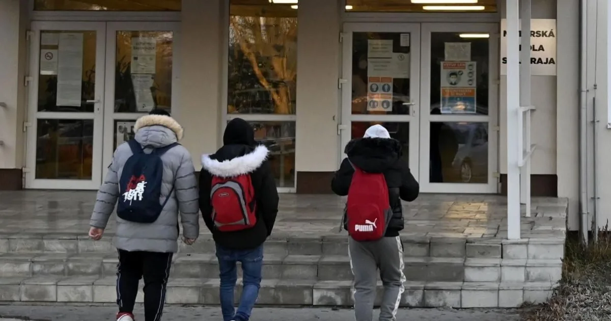 Polícia eviduje 19 prípadov, ktoré si vyžiadali zásah 2 Polícia eviduje 19 prípadov, ktoré si vyžiadali zásah