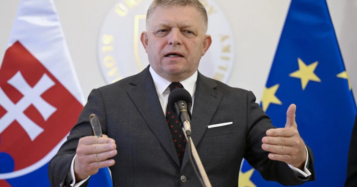 Pre virózu sa premiér nezúčastní na oslavách