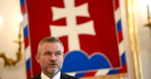 Prezident nevymenuje Kuffu, odvoláva sa na stíhanie súvisiace s jeho prácou