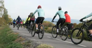 Radosť z cyklotrasy trvala deň. Pred kameňolomom zastaví cyklistov rampa
