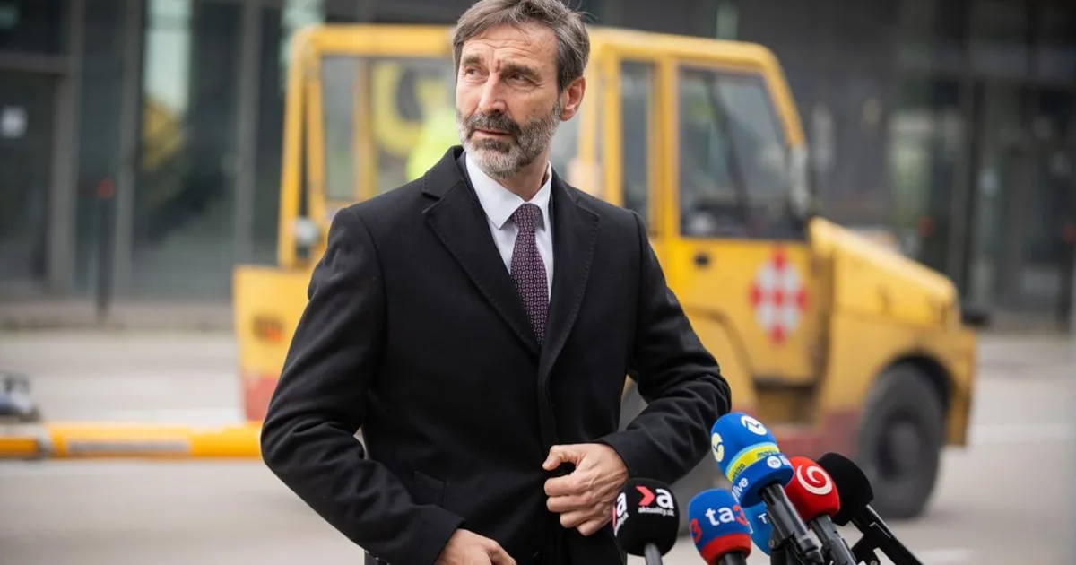 Slovenský minister zahraničných vecí Blanár odcestoval na oficiálnu návštevu Thajska 3 Slovenský minister zahraničných vecí Blanár odcestoval na oficiálnu návštevu Thajska
